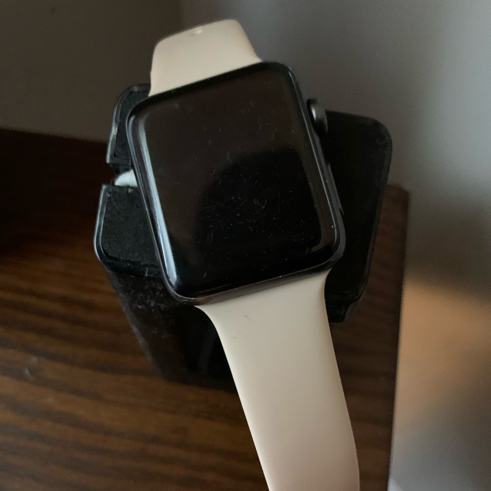 Apple series 3 watch in great condition!